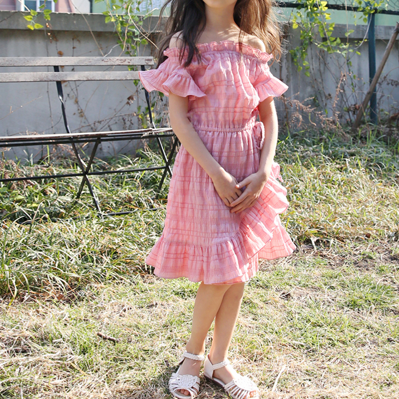 

One Shoulder Short-sleeve Fashion Princess Dress