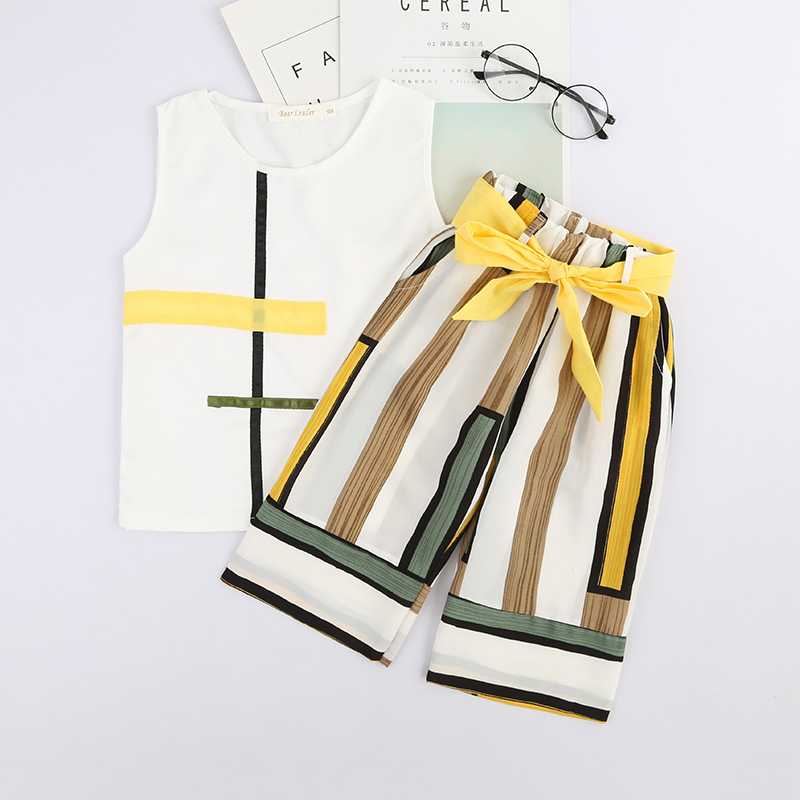 

Toddler / Girl Striped Sleeveless Top and Belted Pants Set