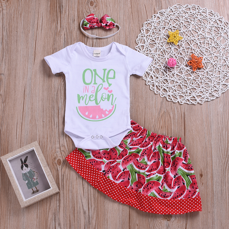 

Baby Girl's Watermelon Pattern Bodysuit, Dotted Skirt and Headband