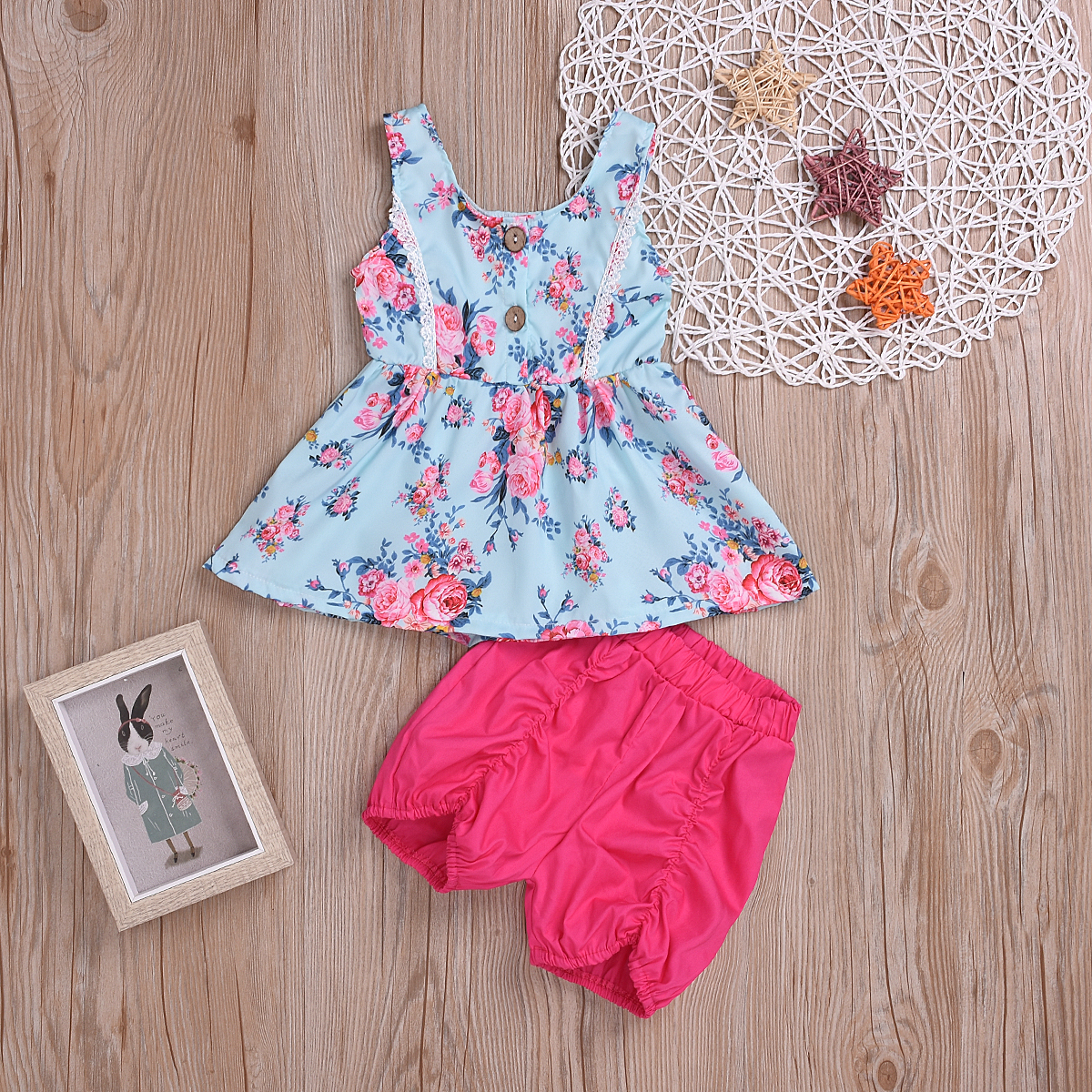 

Baby / Toddler Floral Flounced Sleeveless Top and Shorts Set