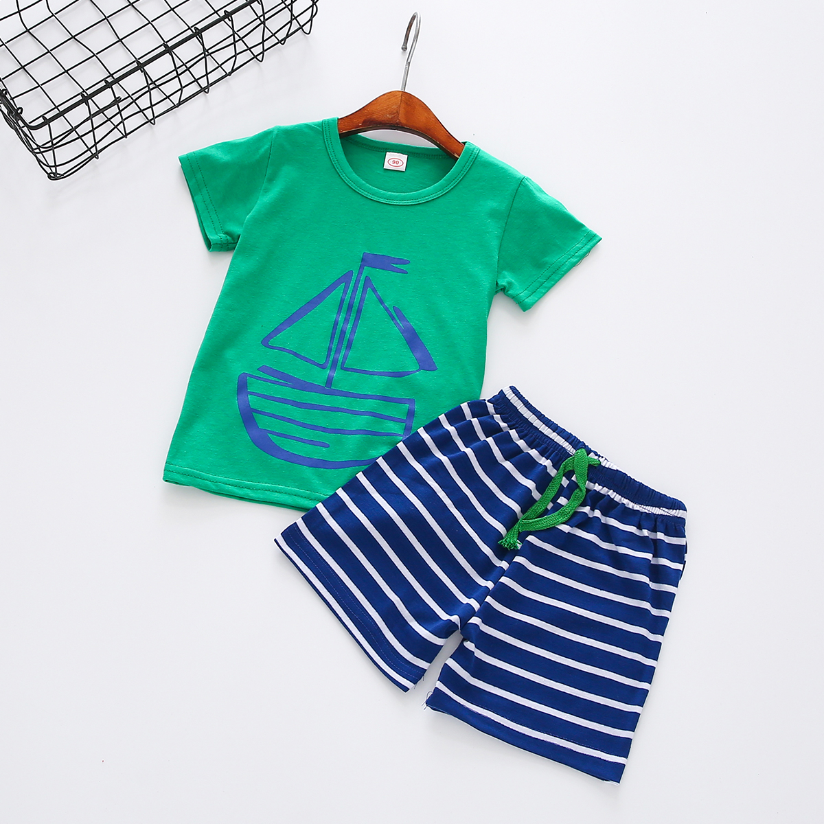

Baby / Toddler Boy Stylish Boat Print Tee and Striped Shorts Set