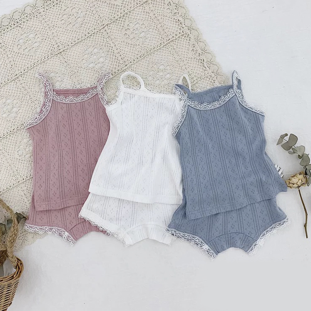 

2-piece Baby / Toddler Knitted Design Lace Decor Top and Shorts Pajamas Set(No basket!)