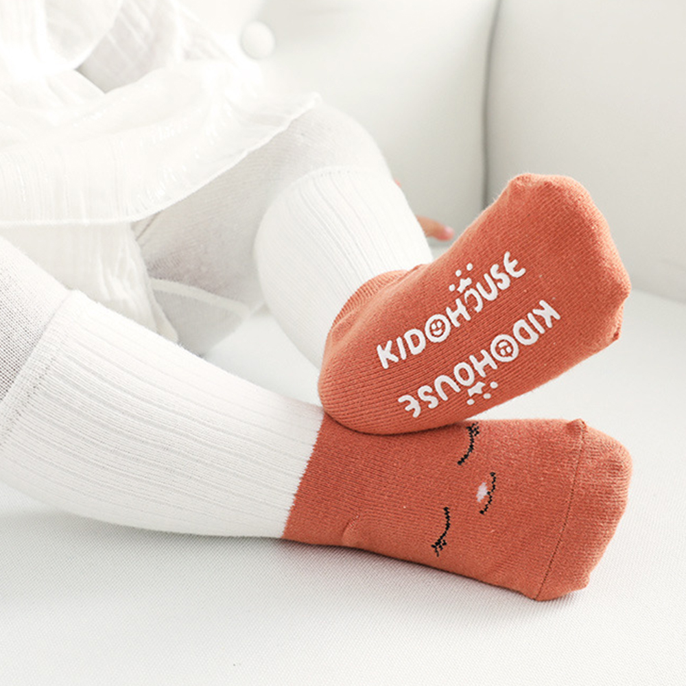 

Baby / Toddler Letter Print Antiskid Socks