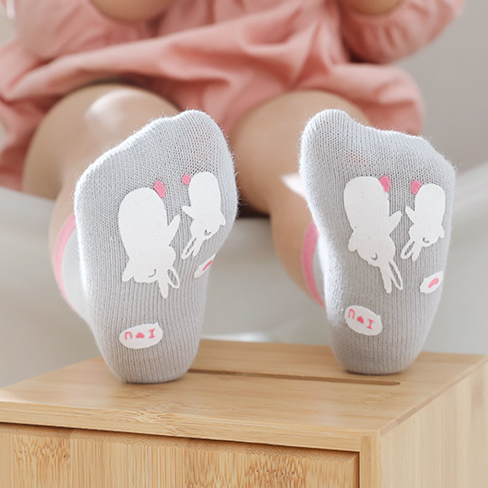

Baby / Toddler Cartoon Animal Print Knitted Socks
