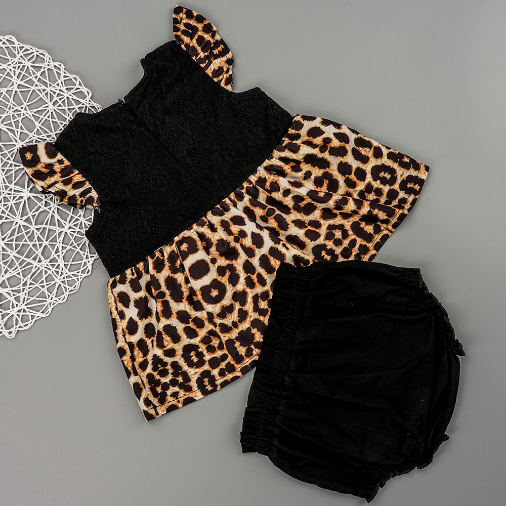 

Baby / Toddler Leopard Print Flutter-sleeve Flounced Top and Solid Shorts Set