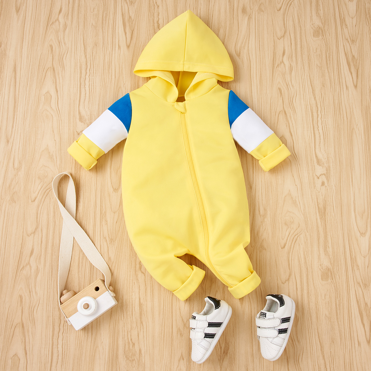 

Baby Colorblock Hooded Jumpsuits