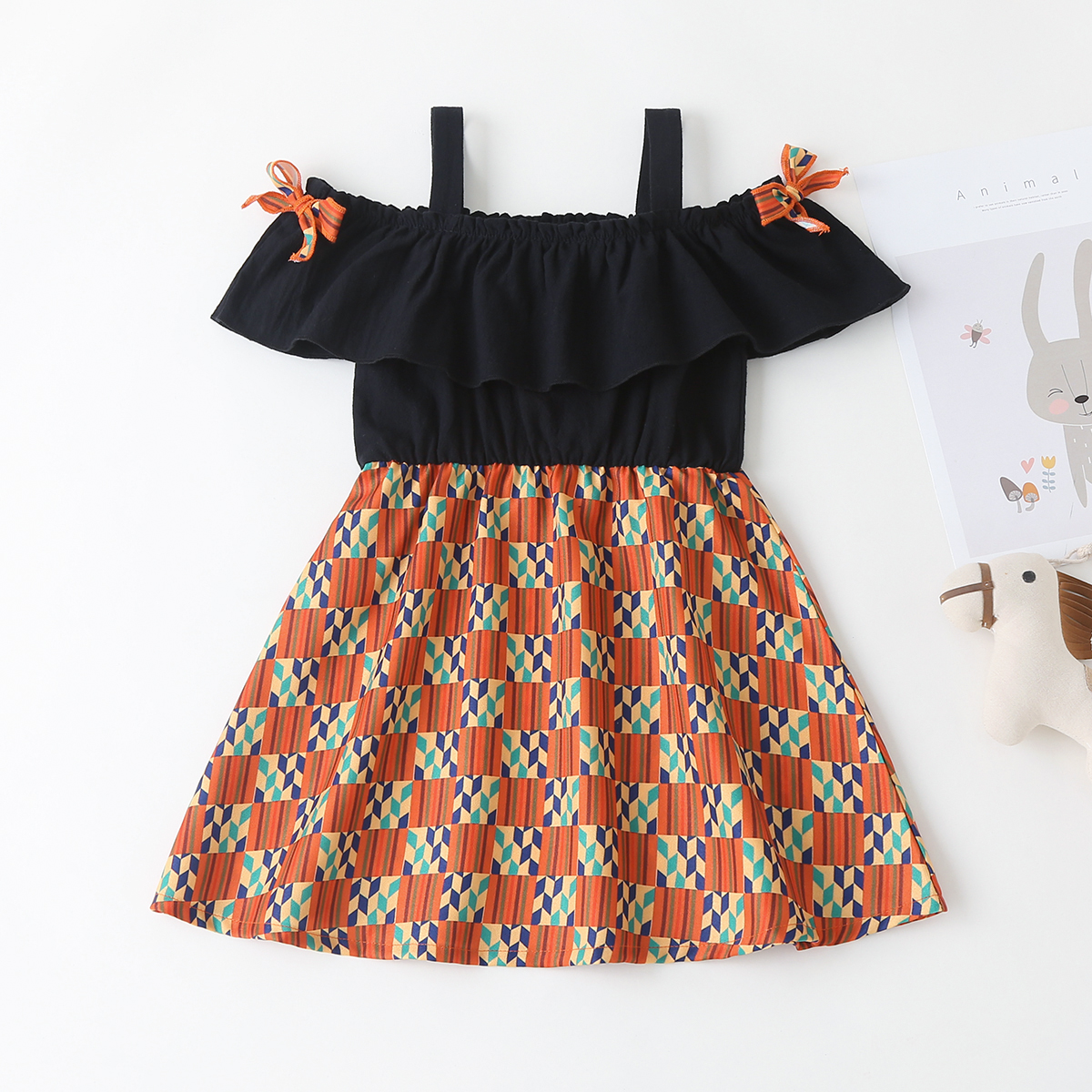 

Baby / Toddler Vintage Print Off Shoulder Dress