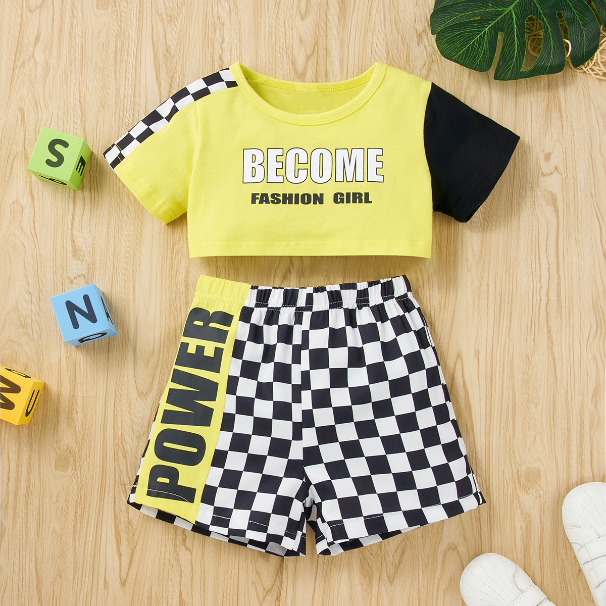 

2-piece Toddler Girl Trendy Letter Plaid Top and Shorts Set
