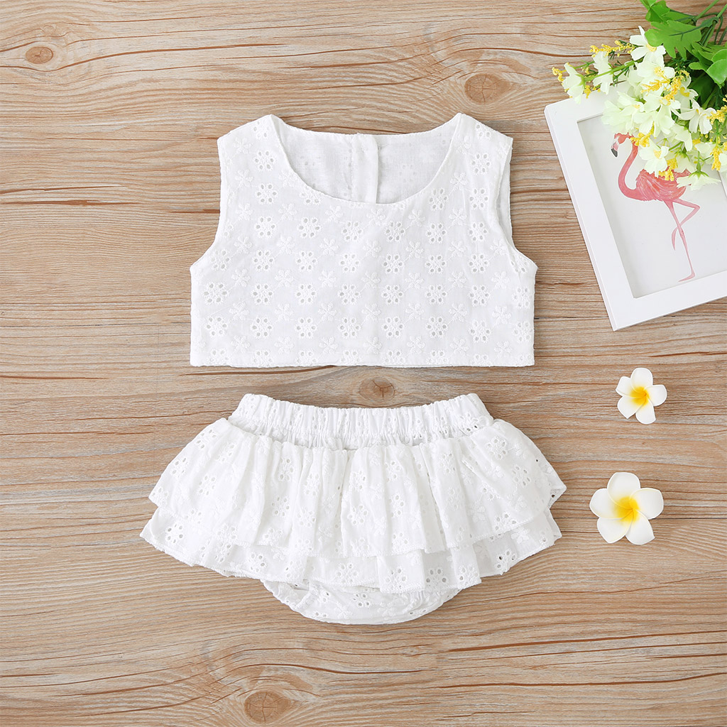 

Baby Girl Sweet Solid Top and PP Shorts Set