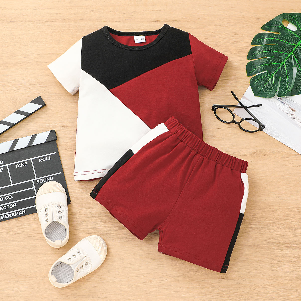 

2pcs Toddler Boy Casual Colorblock Splice Tee and Shorts Set