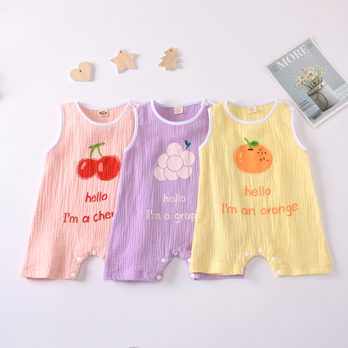 

Baby Fruit Print Letter Sleeveless Bodysuits