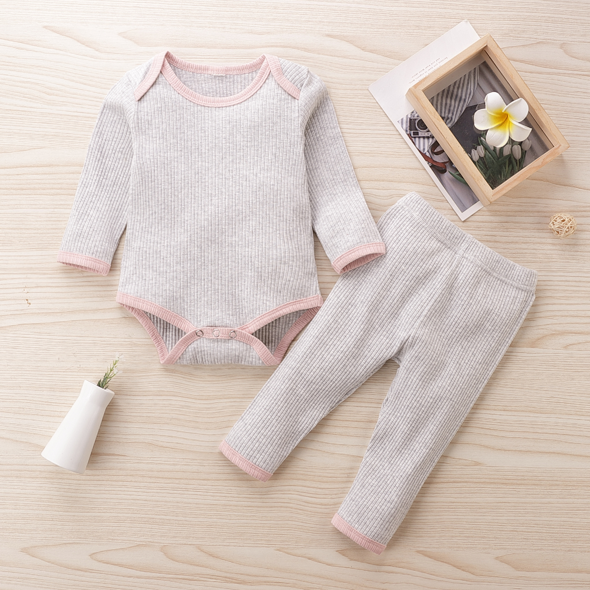 

2pcs Baby Unisex casual Baby's Sets Solid Cotton Romper Fashion Long-sleeve Infant Clothing Outfits