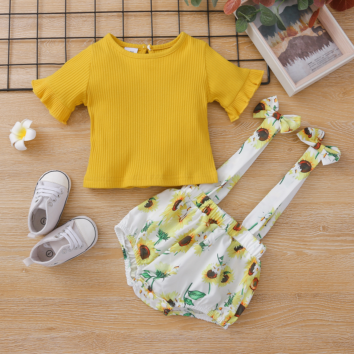 

2pcs Baby Girl Short-sleeve Cotton Sweet Floral Baby's Sets