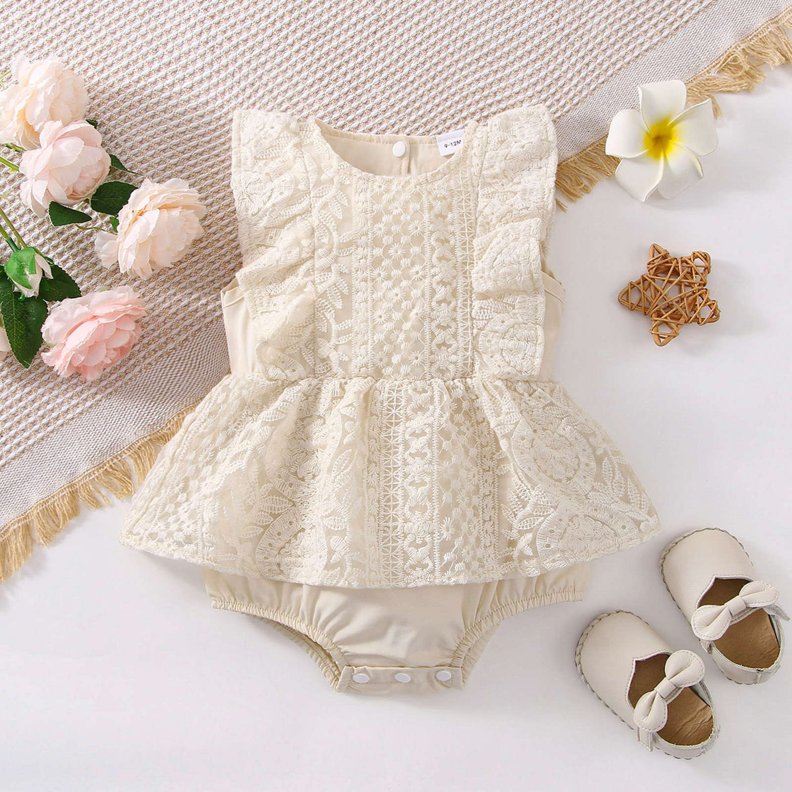 

Baby Girl Solid Lace Ruffle Trim Tank Romper