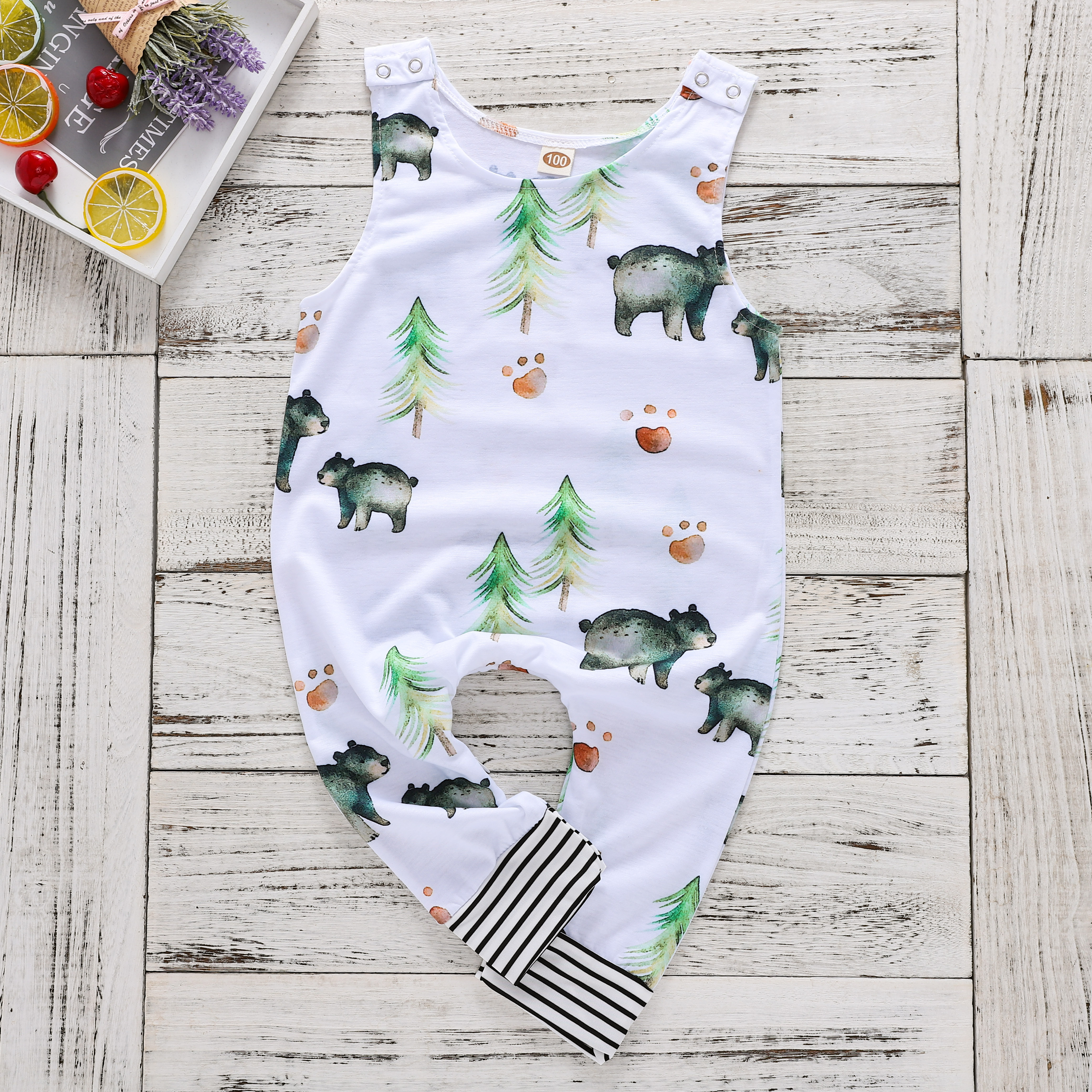 

Baby's Cute Bear Pattern Sleeveless Jumpsuit