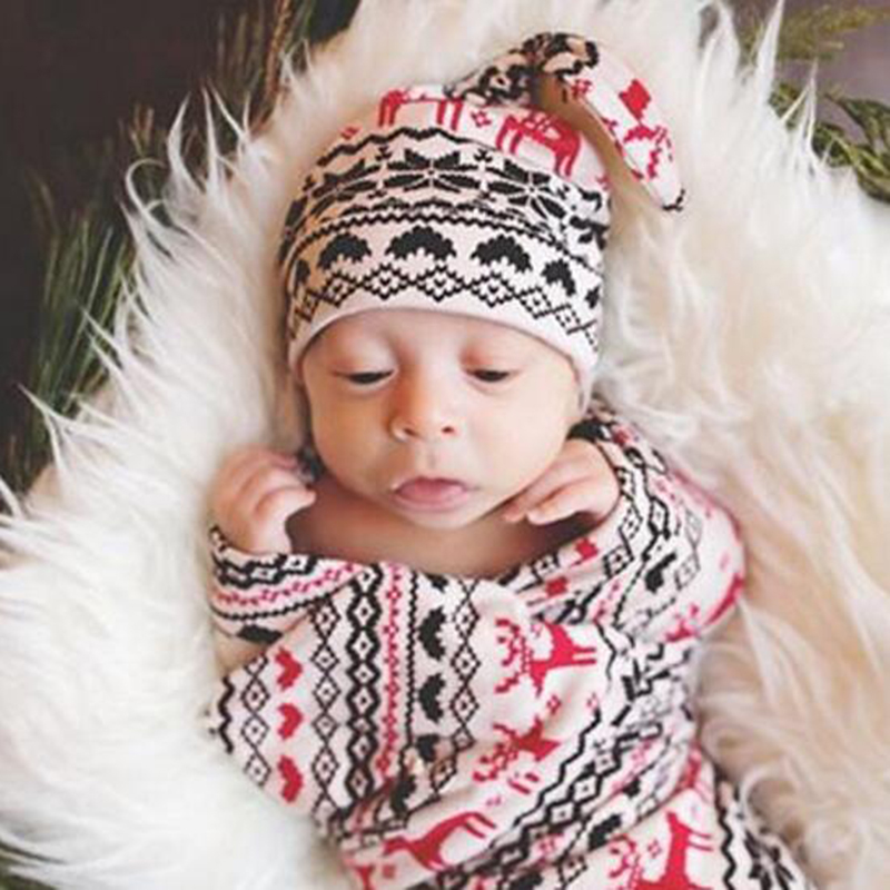 

Geo Print Blanket Swaddle and Hat Set