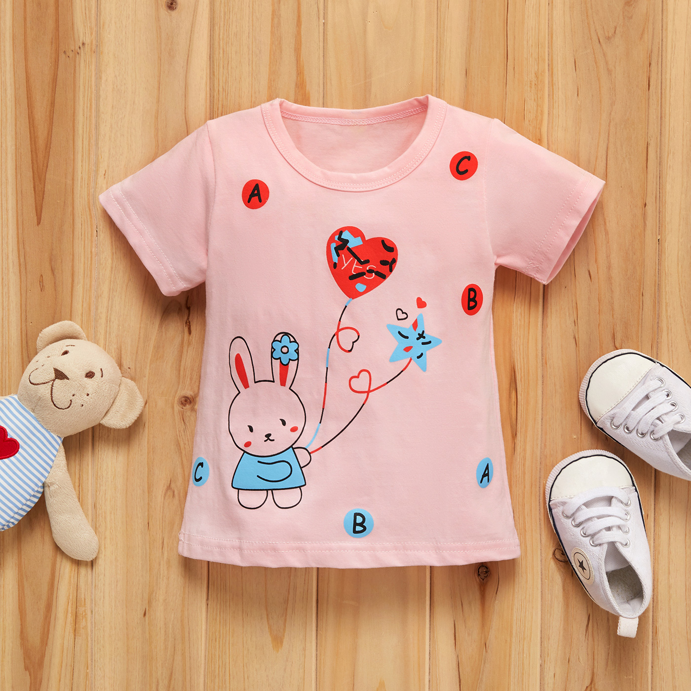 

Cartoon Rabbit Print Short-sleeve Tee