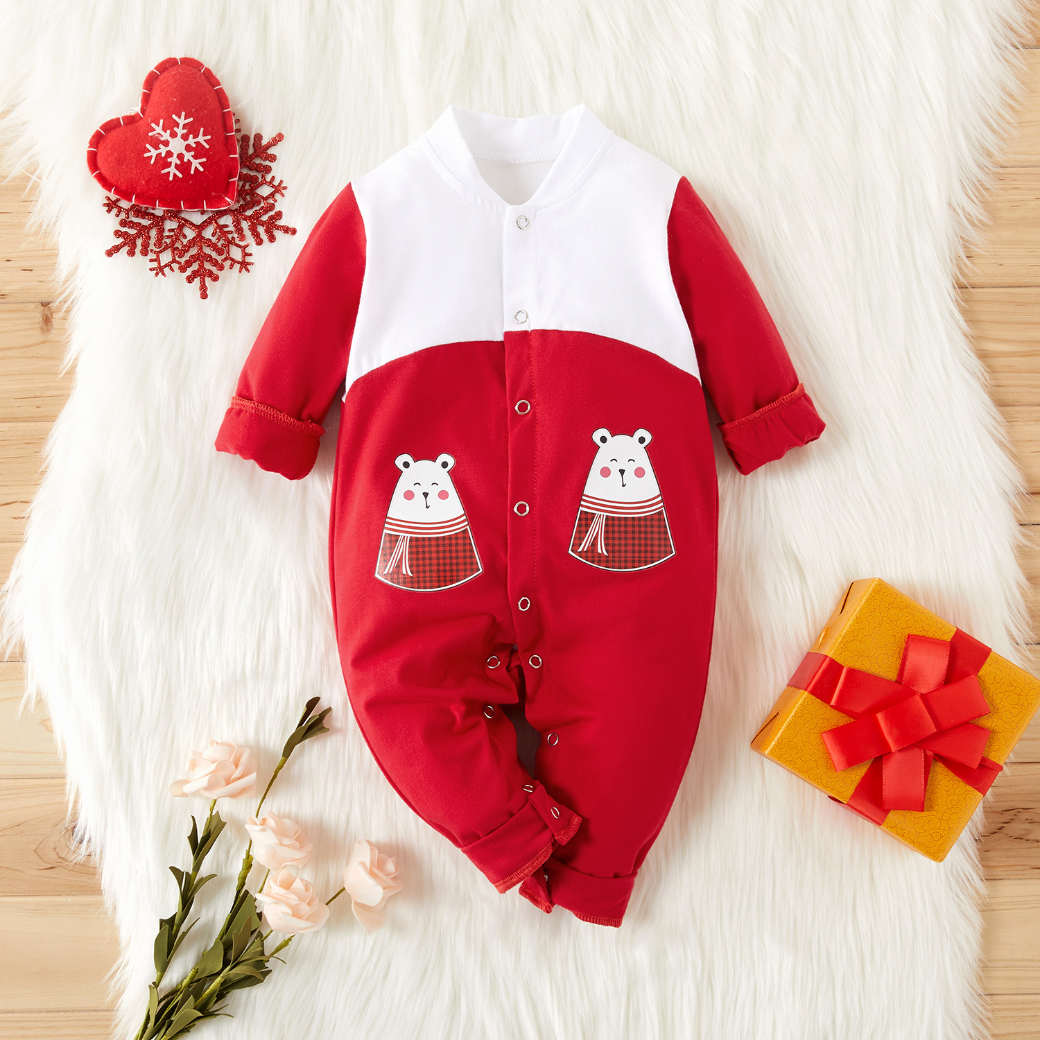 

Baby Christmas Splice Bear Print Jumpsuit