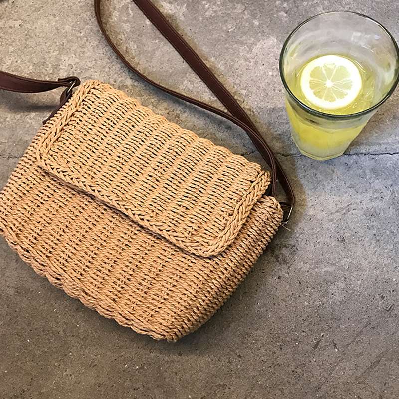 

Simple Braiding Design Crossbody Bag