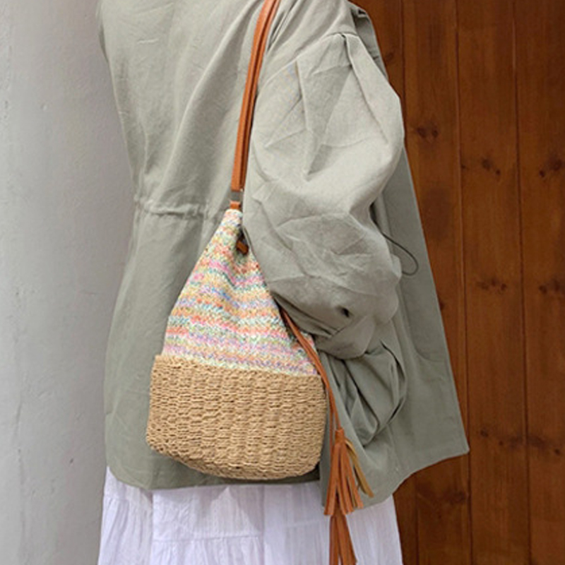 

Vintage Boho Style Tasseled Crossbody Bag