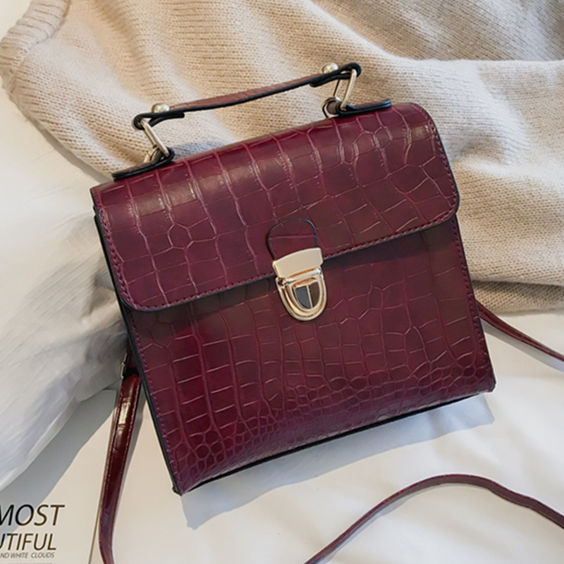 

Vintage Square Design Crossbody Bag