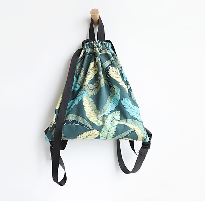 

Leaves Decor Shoulder Bag