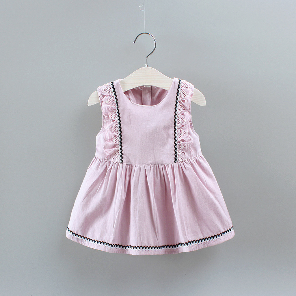 

Lovely Ruffled Sleeveless Dress