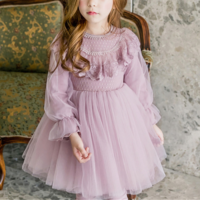 

Pretty Lace Design Princess Long-sleeve Dress