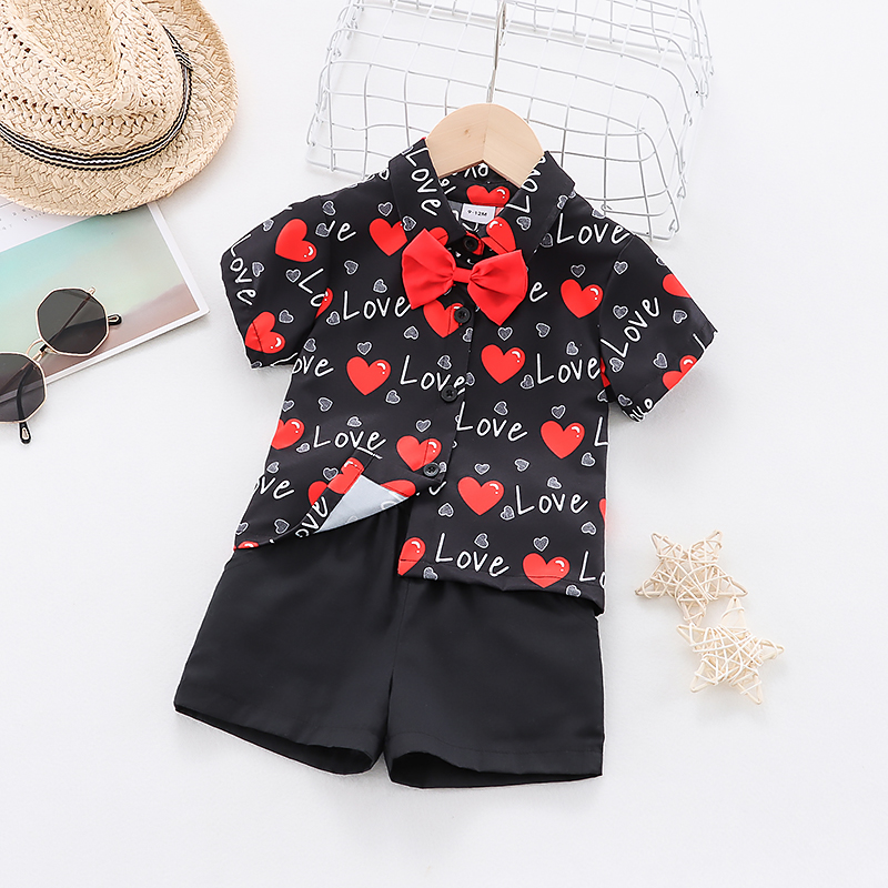 

2pcs Baby Boy Love Heart and Letter Print Black Short-sleeve Gentleman Shirt with Shorts Set