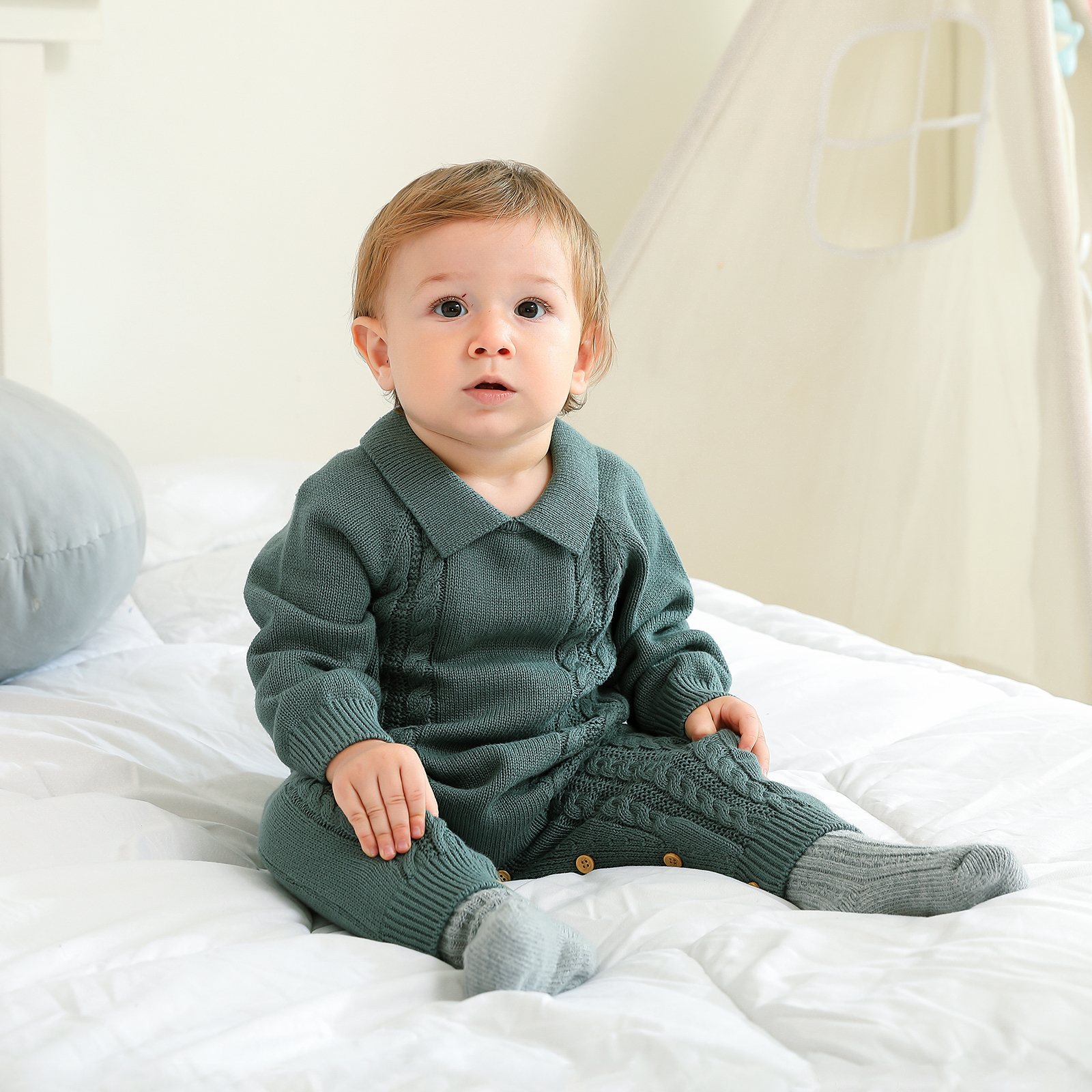 

100% Cotton Solid Lapel Collar Long-sleeve Knitted Baby Jumpsuit