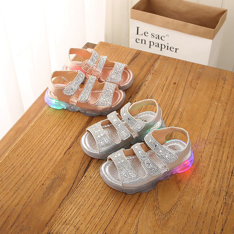 

Fashionable Rhinestone Design LED Shoes