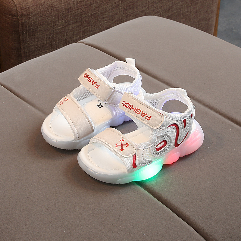 

Baby / Toddler Fashionable Hollow Out LED Sandals