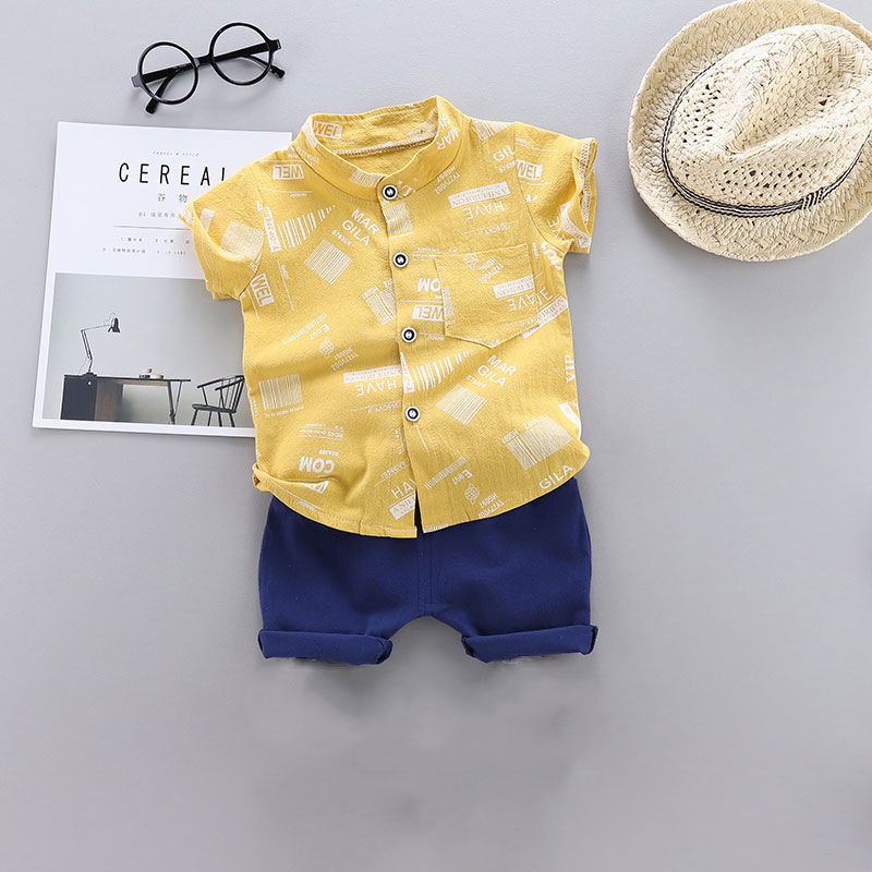 

Printed Short-sleeve Shirt and Solid Pants Set