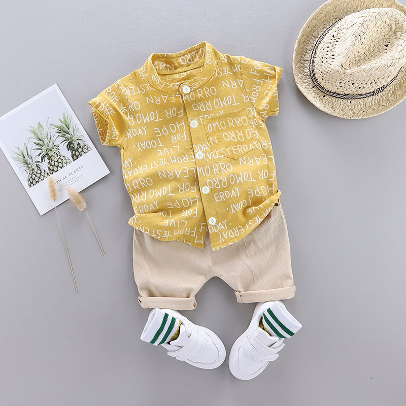 

2pcs Toddler Boy Playful Letter Print Shirt and Shorts Set