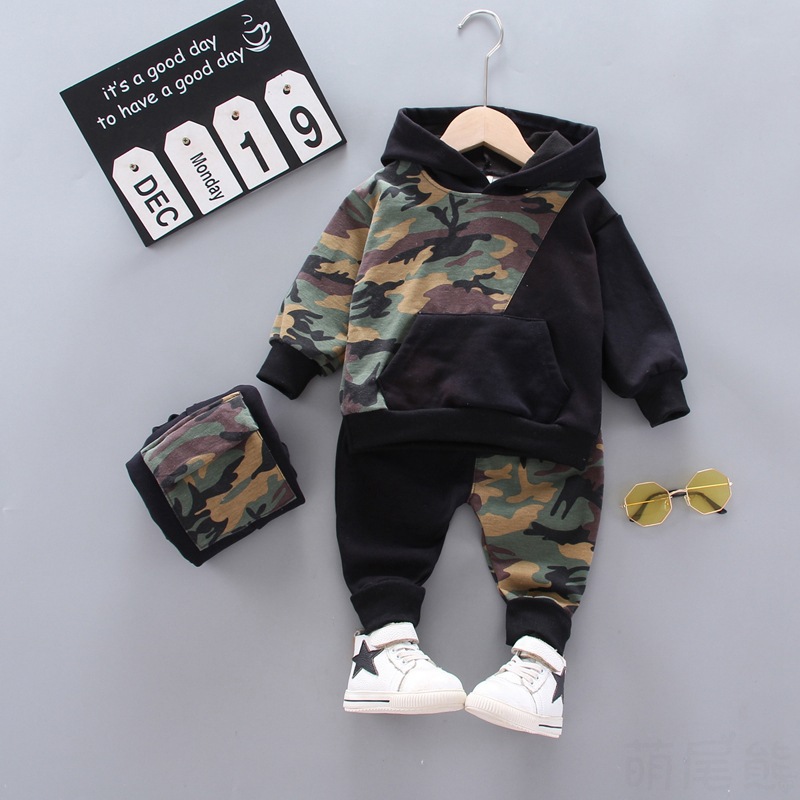 

2pcs Baby Boy Long-sleeve Cotton Hooded Street style Camouflage Baby's Sets