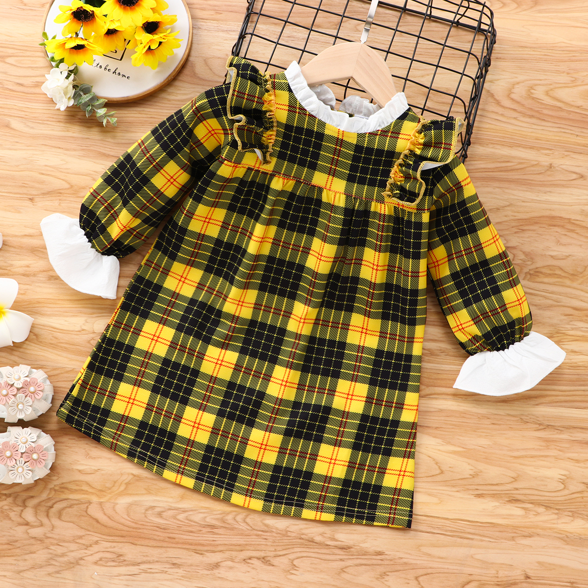 

Baby / Toddler Plaid Ruffled Long-sleeve Dress