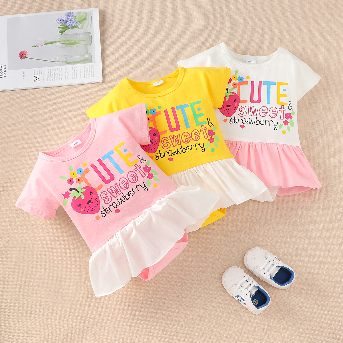 

Baby Strawberry and Letter Print Short-sleeve Dress Romper