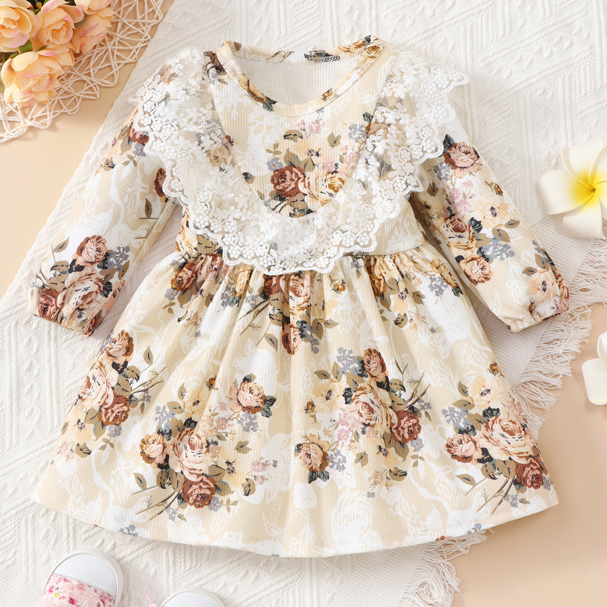 

Baby Girl All Over Floral Print Long-sleeve Splicing Lace Dress