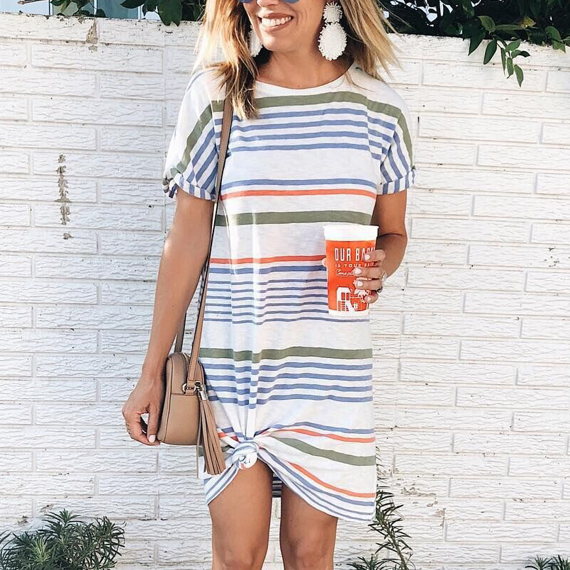 

Beautiful Striped Short-sleeve Dress