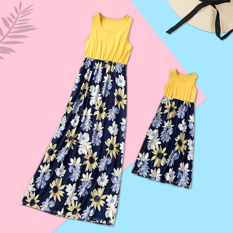 

Printed sleeveless Matching Dresses