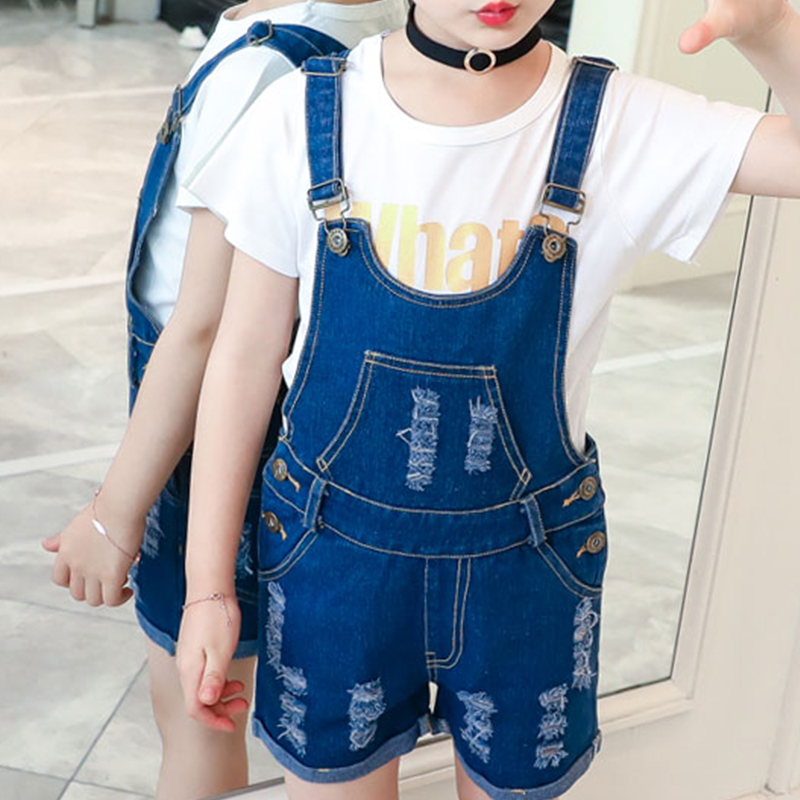 

Fashionable Letter Print Short-sleeve T-shirt and Denim Suspender Shorts Set