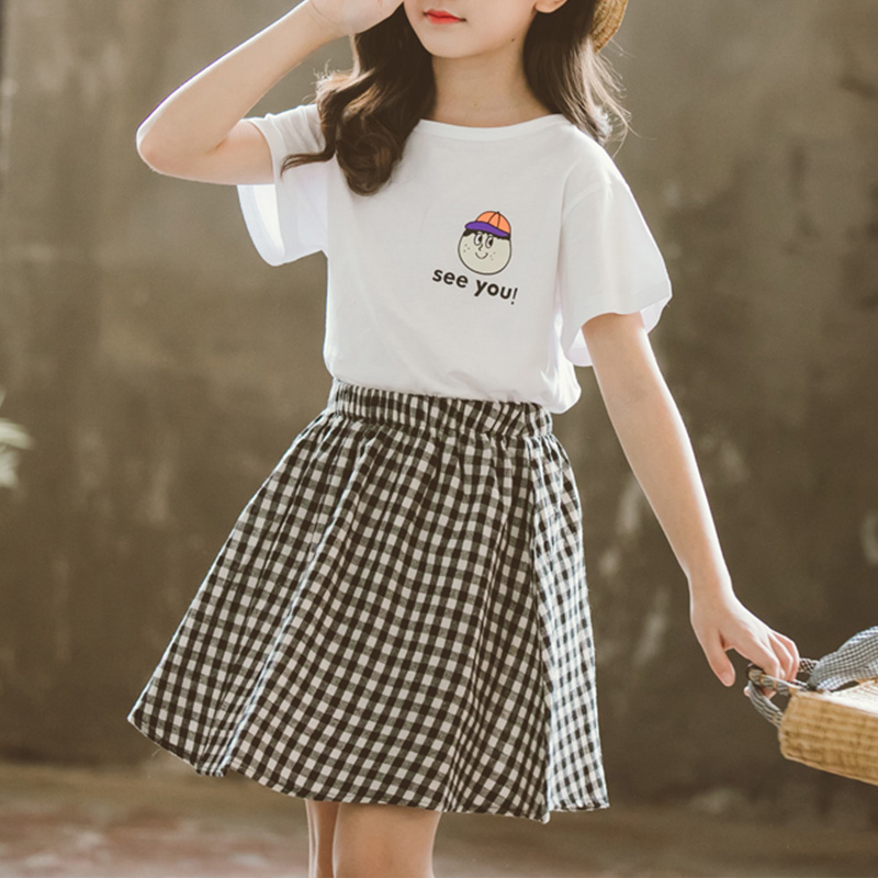 

Cartoon Print Short-sleeve and Plaid Skirt