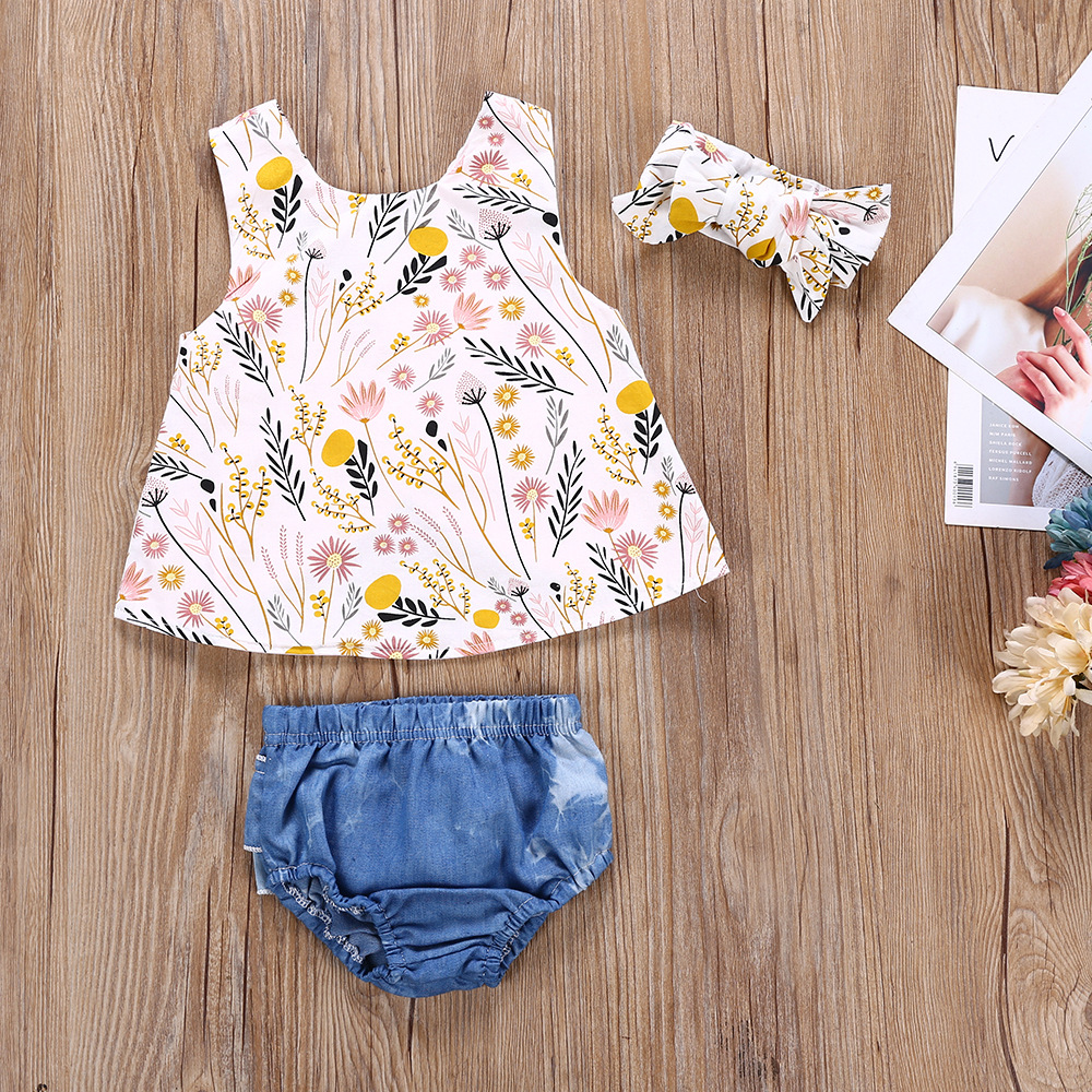 

3-Piece Baby / Toddler Allover Floral Print Top and Denim Shorts with Bow Headband