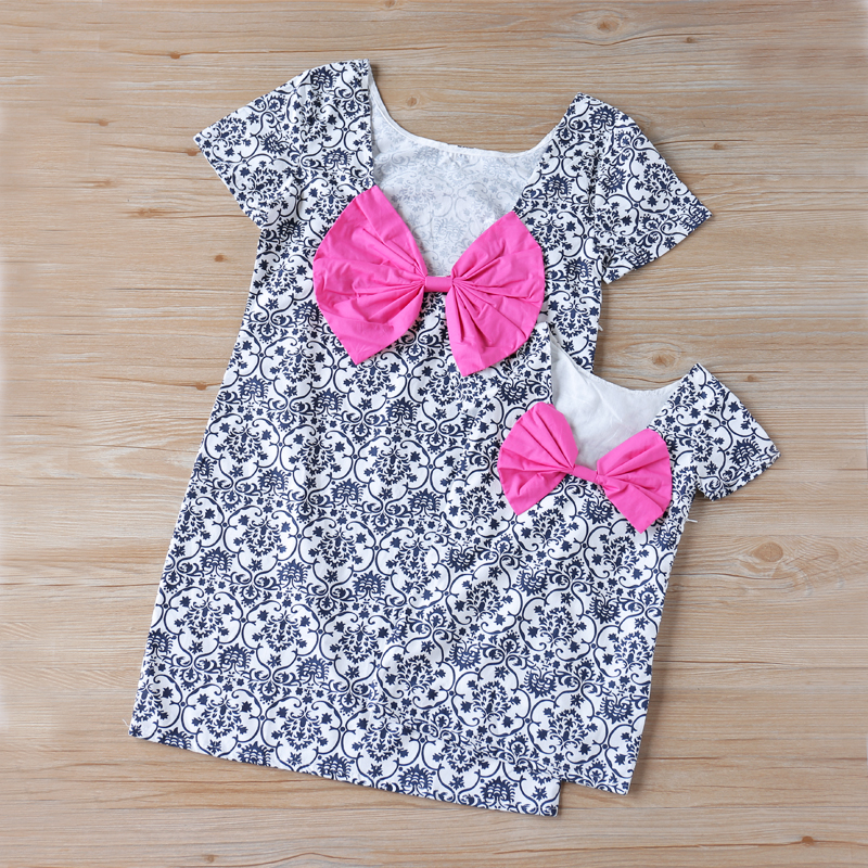 

Bow-knot Printed Matching Dresses