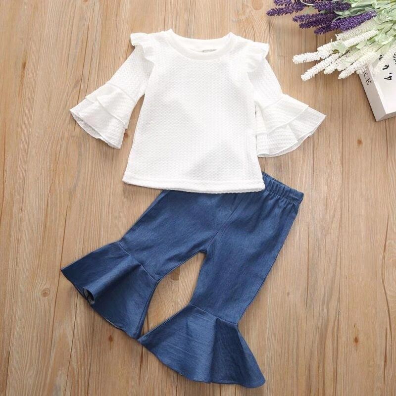 

Baby / Toddler Solid Bell Sleeves Top and Bellbottom Jeans Set