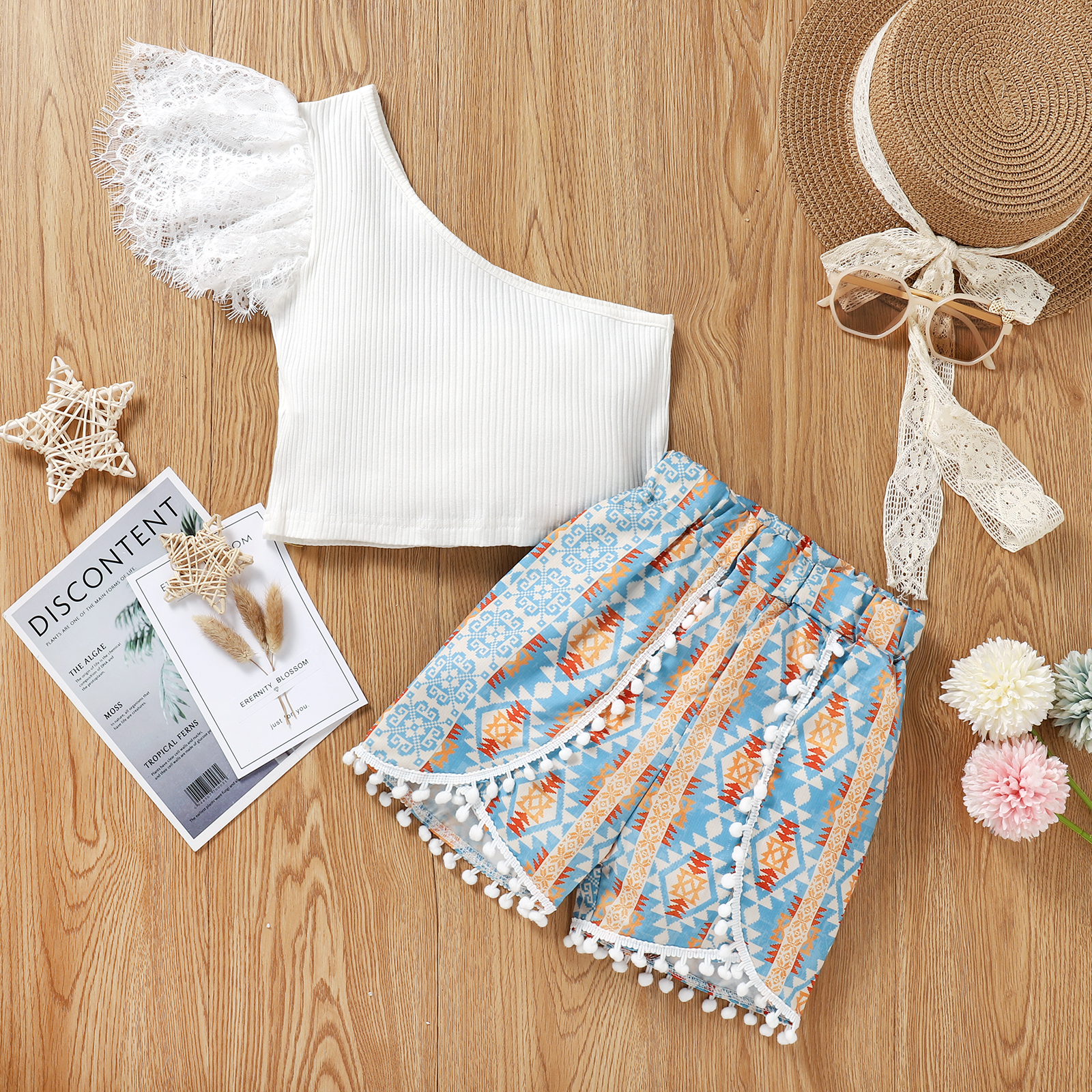 

2-piece Toddler Girl Camisole and Boho Geometric Print Shorts Set