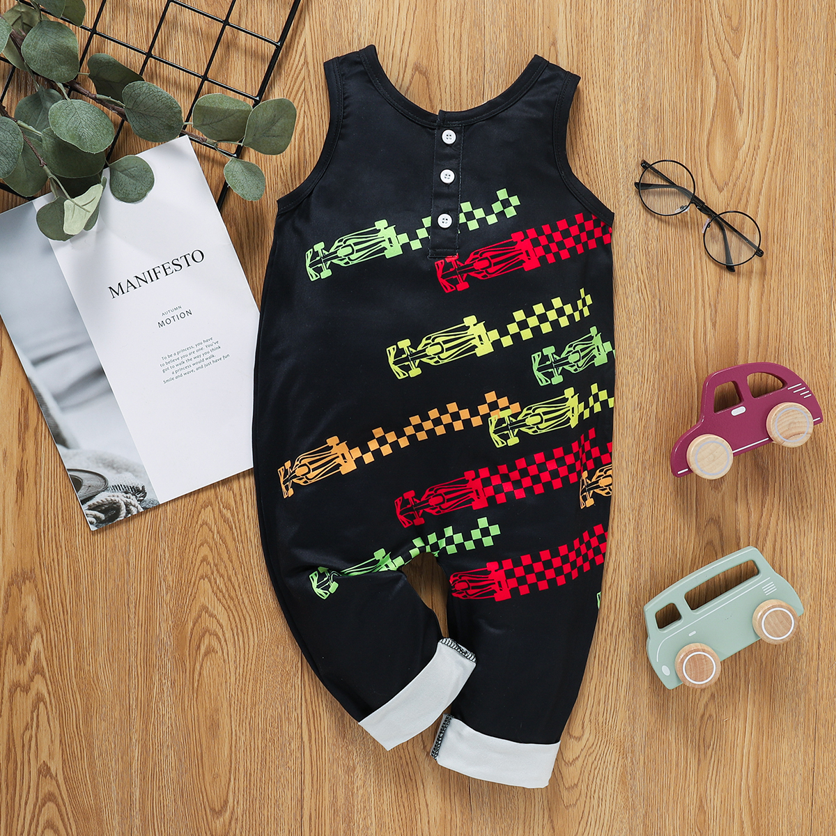 

Toddler Boy/Girl Racing Car Print Button Design Sleeveless Overalls