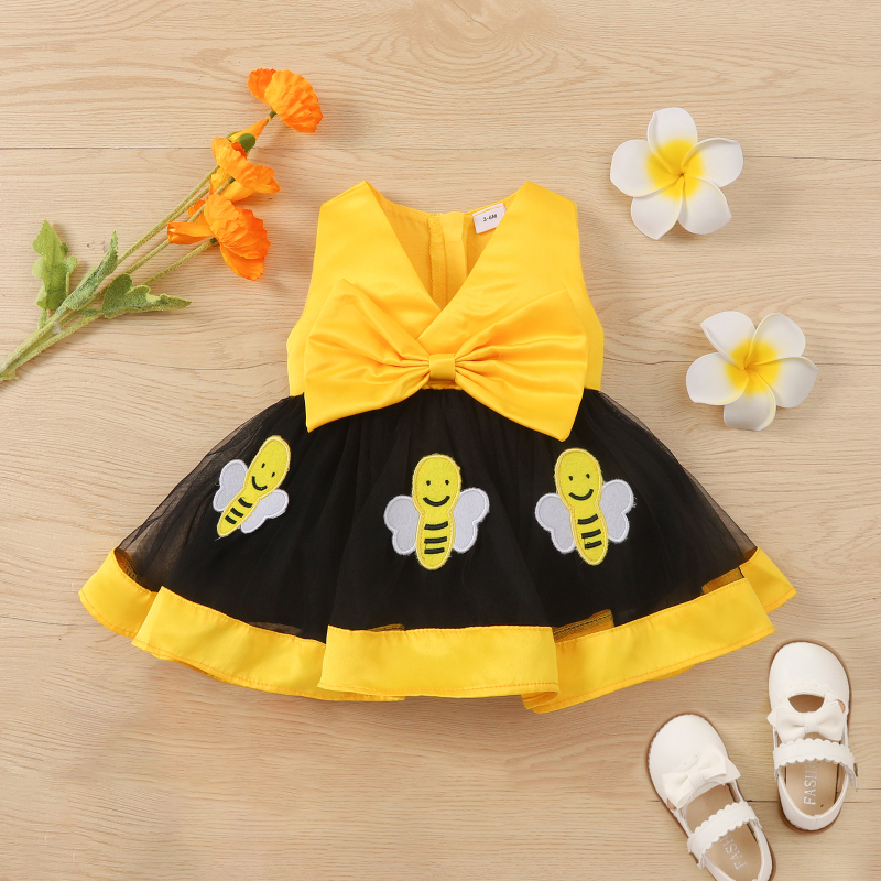

Baby Girl Sleeveless Bow Front Cartoon Bee Embroidered Mesh Party Dress