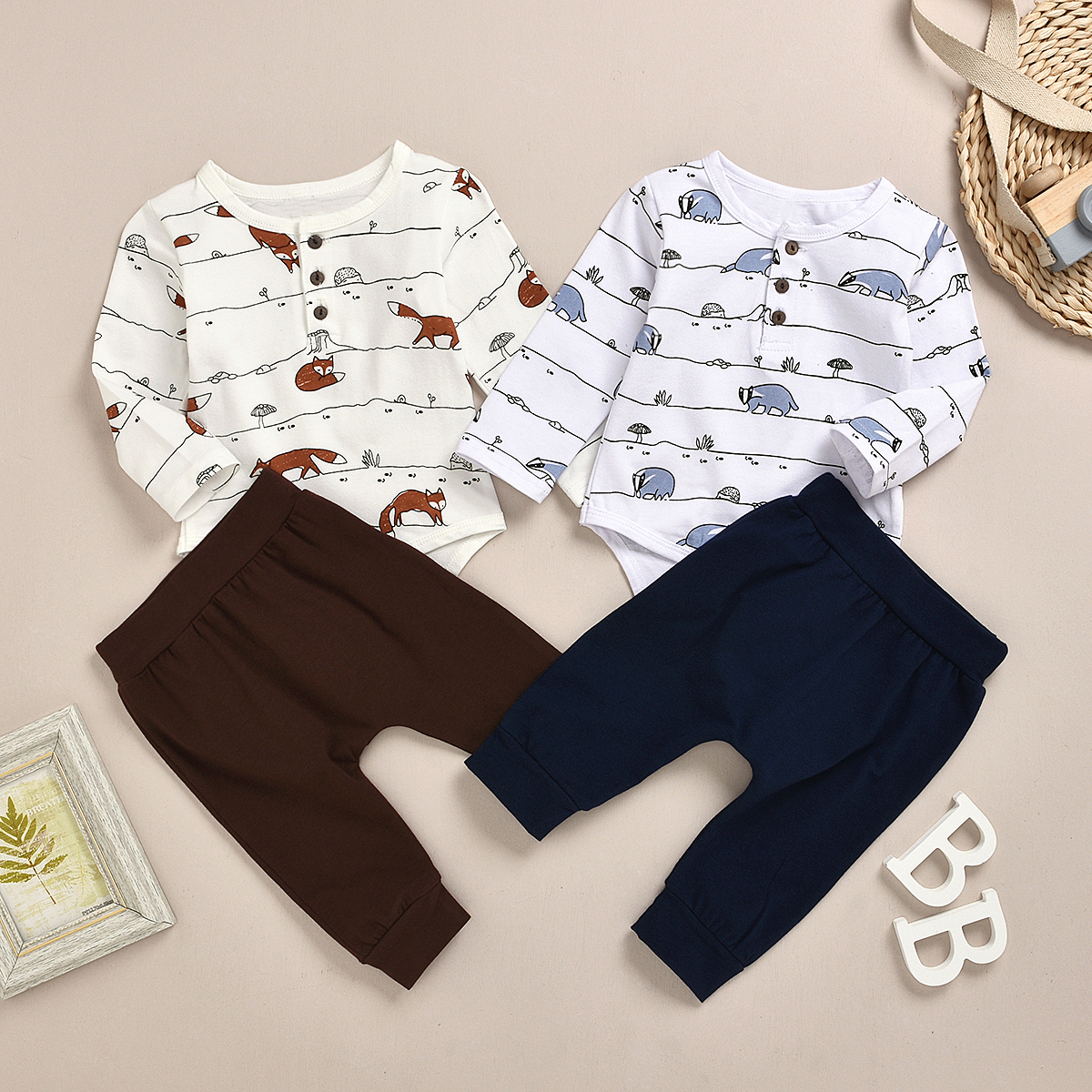 

Baby Boy Fox Print Bodysuit and Solid Pants Set