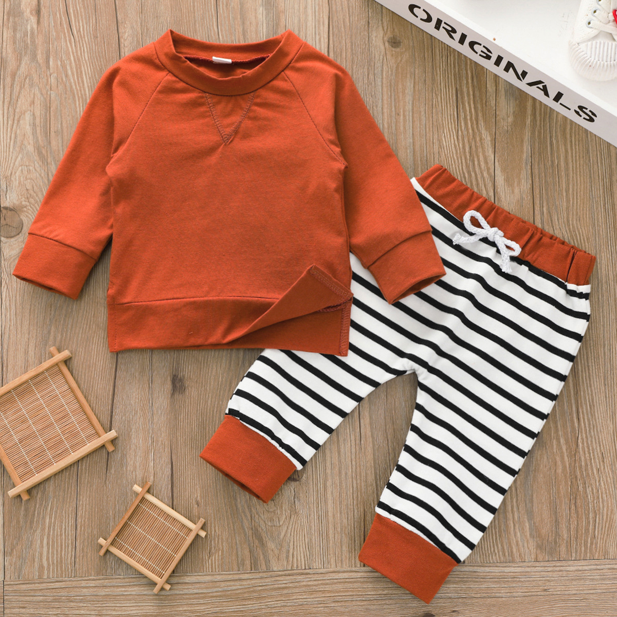 

Baby Unisex Casual Striped Sets